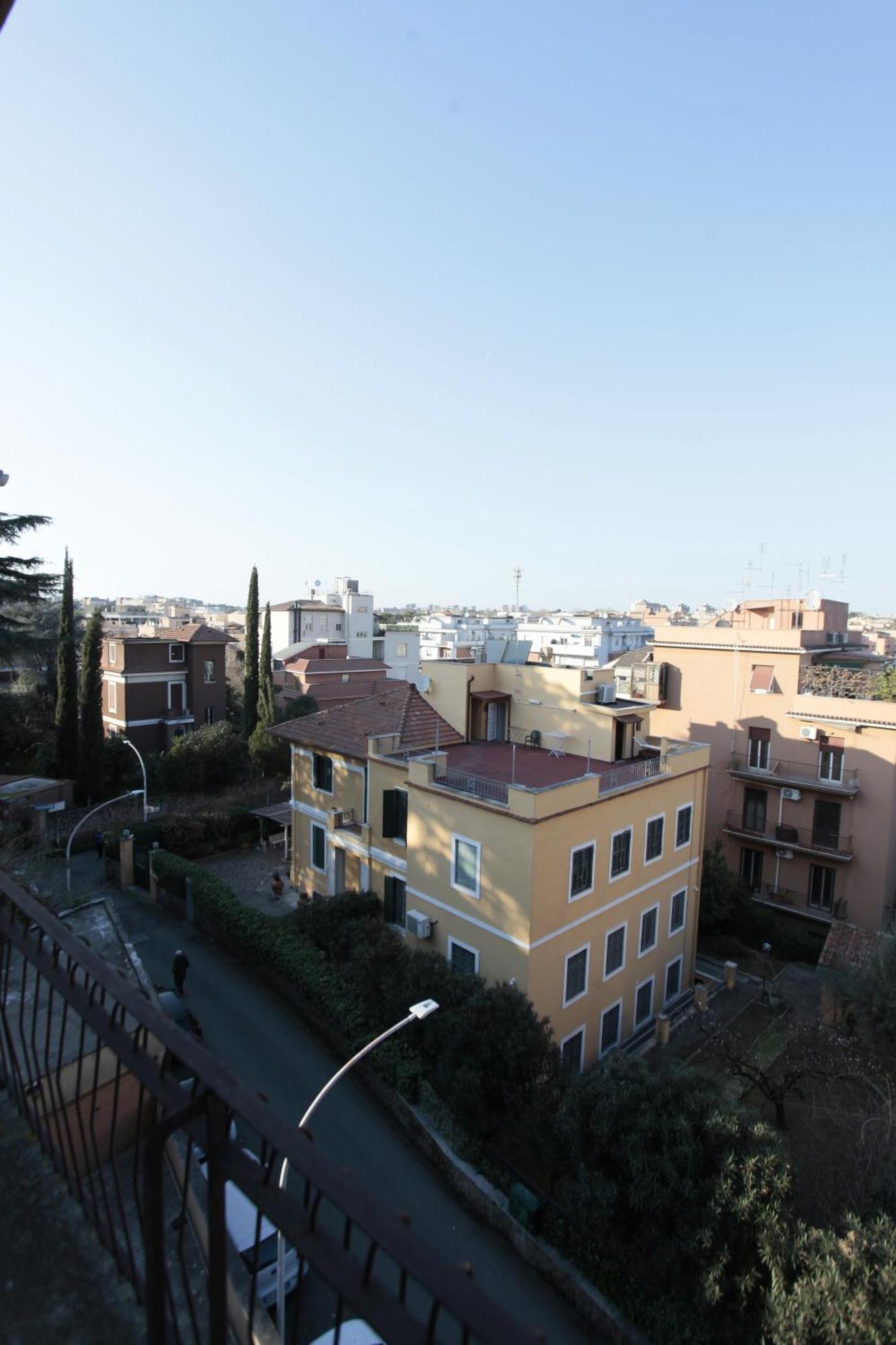 Apartment In Punta Di Piedi Rom